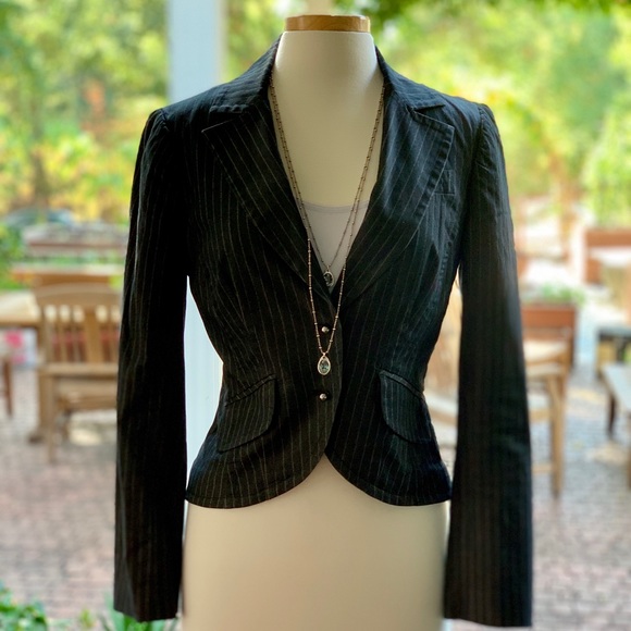 TRINA TURK fitted pinstripe 2 button blazer - Picture 8 of 8